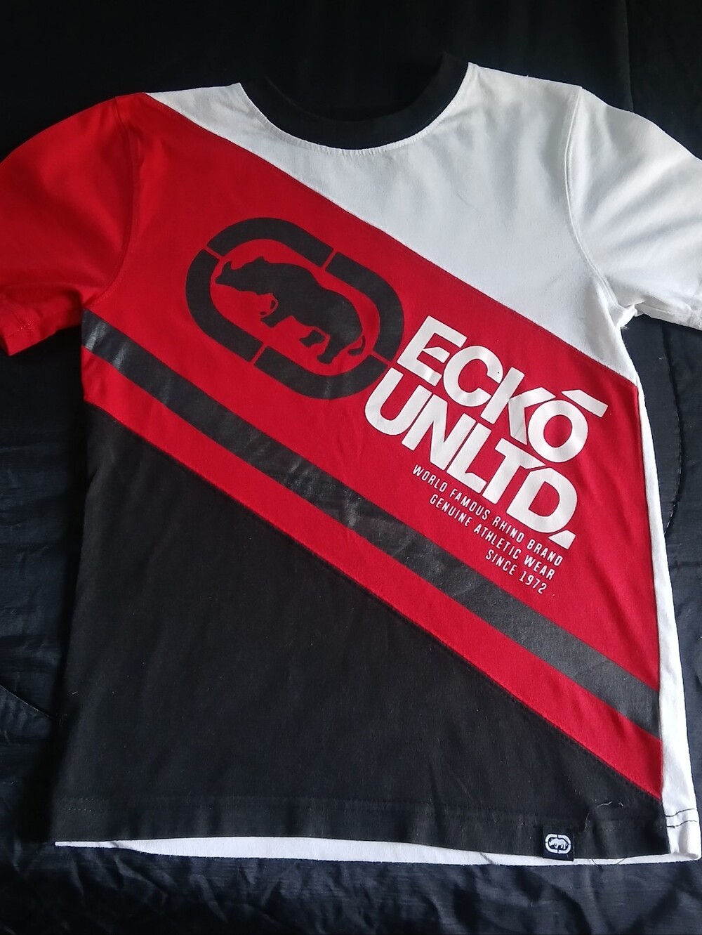 Boys Ecko Unlimited Red, Black & White Diagonal Graphic Tee Size 8